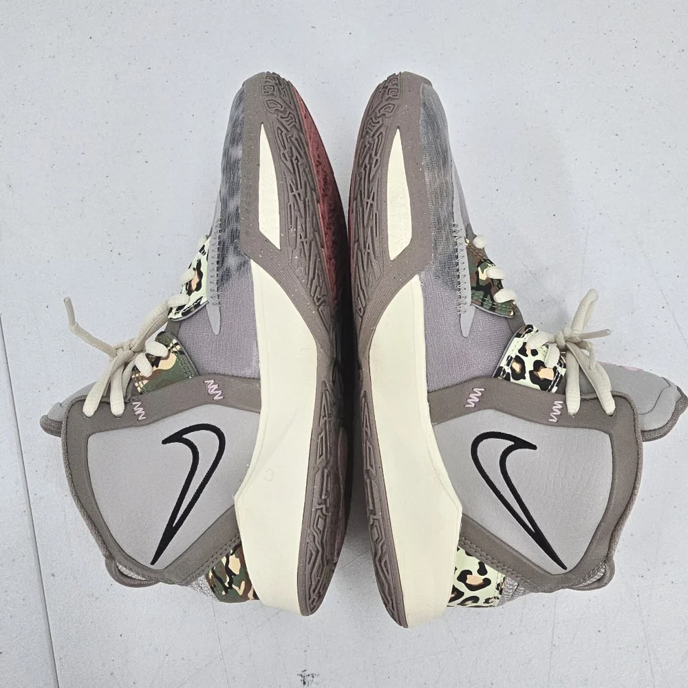 Nike Kyrie Infinity Leopard Camo Print Gray Sneaker Size 7Y/8.5W DD0334-006 EUC.